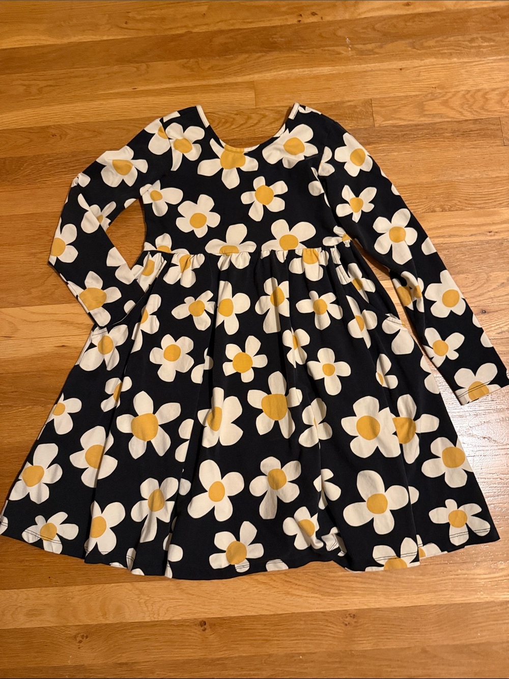 Girls Black Long-Sleeve Daisy Print Dress - Yellow & White Floral